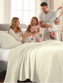 Fleur De Lis Jacquard Matelassé Cotton Medallion Bedspread Set (Color: Ivory, size: Twin)